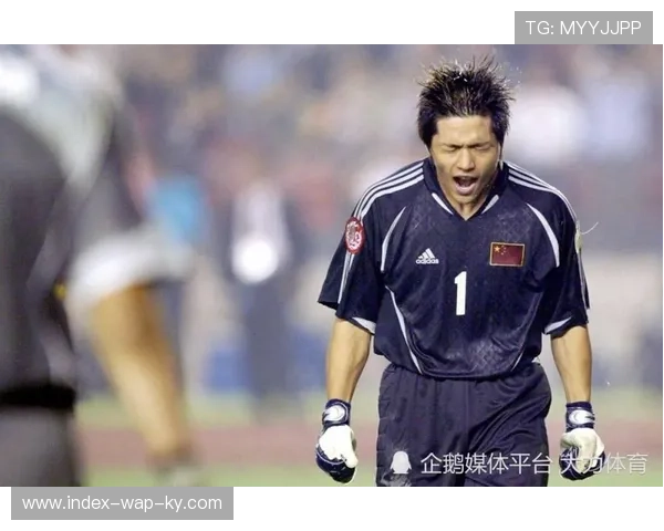 门将刘殿座出击决策分析 现代守门员活动范围控制艺术